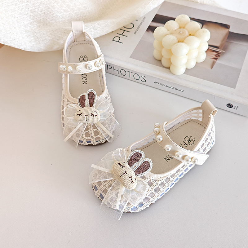 Zapatos de cuero transpirables para niños primavera y verano nuevos zapatos de suela suave para niños huecos zapatos de princesa coreana para niñas image 5