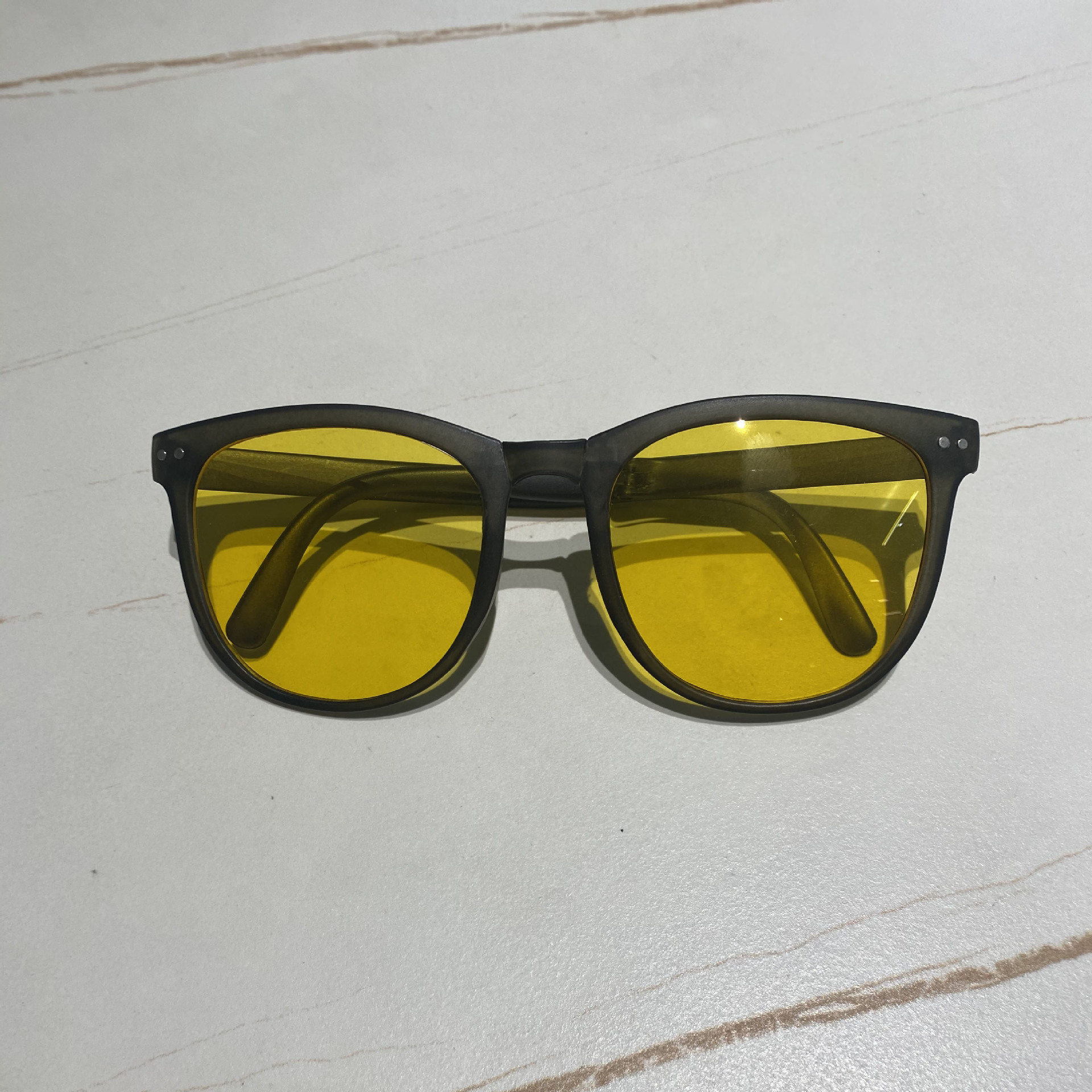 Gafas de sol transfronterizas TikTok Kuaishou Xiaohongshu, protección UV para hombres y mujeres, gafas polarizadas, ligeras y plegables