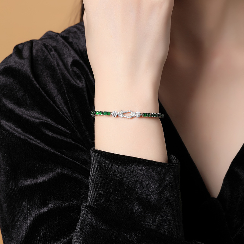 S925 plata de ley, jadeíta natural A, material peligroso, hebilla de lujo, pulsera, diseño de nicho, estilo de lujo ligero de alta calidad, fábrica al por mayor