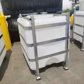 滚塑容器;塑料桶;塑料搅拌罐