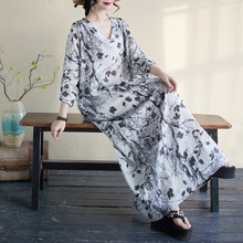 大码春夏新款棉麻印花长袖连衣裙法式复古遮肉袍子度假长裙
