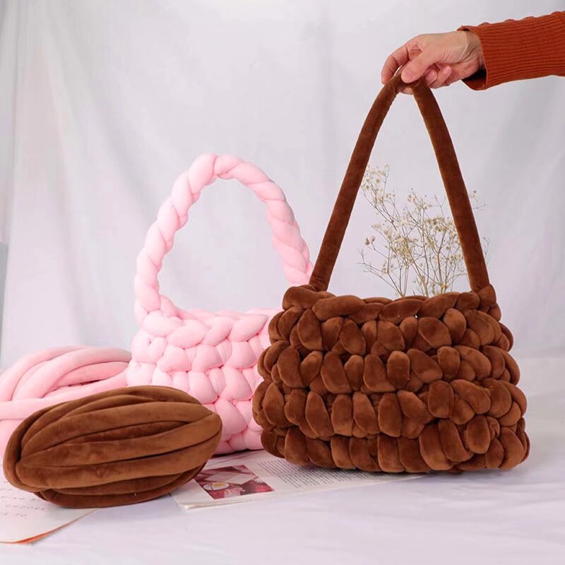 灌心棉暖绒棉毛线粗冰岛毛diy手编钩毯子地毯盖毯狗窝猫窝坐垫线