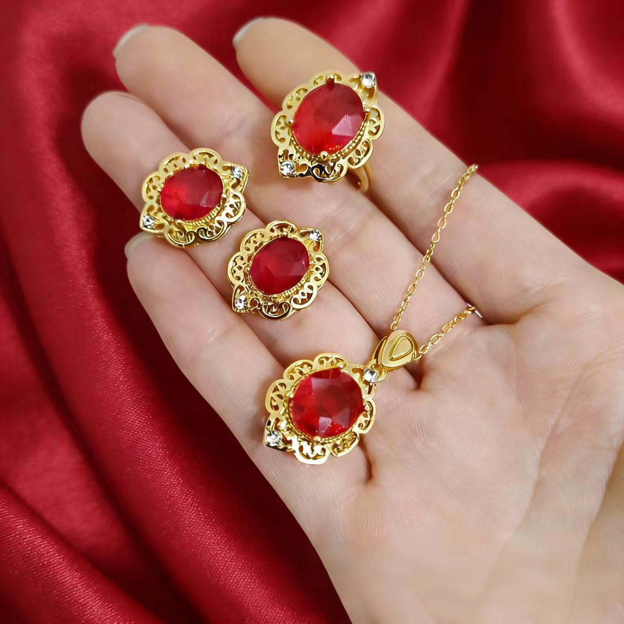 Emerald Pendant Necklace Women's All-match High-end Jewelry suit Women's Three-piece Set Earrings Ring Women's Jewelry Wholesale