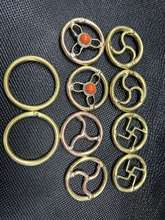 �ɹ��R���� ���ɹ�������ɫ ����Ȧ �R����Ʒ