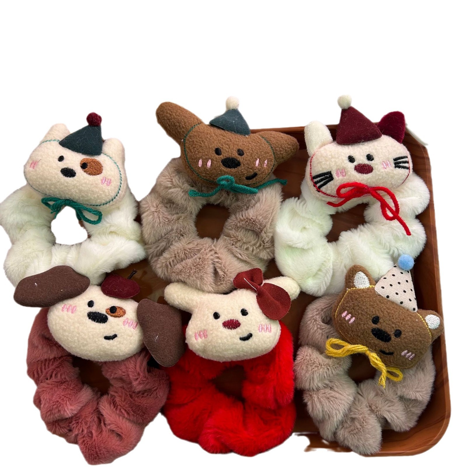 Otoño y invierno nuevo estilo coreano lindos dibujos animados de peluche círculo de intestino grande chica adornamiento de cabello de alta sensibilidad correa de cuero cabello cordón