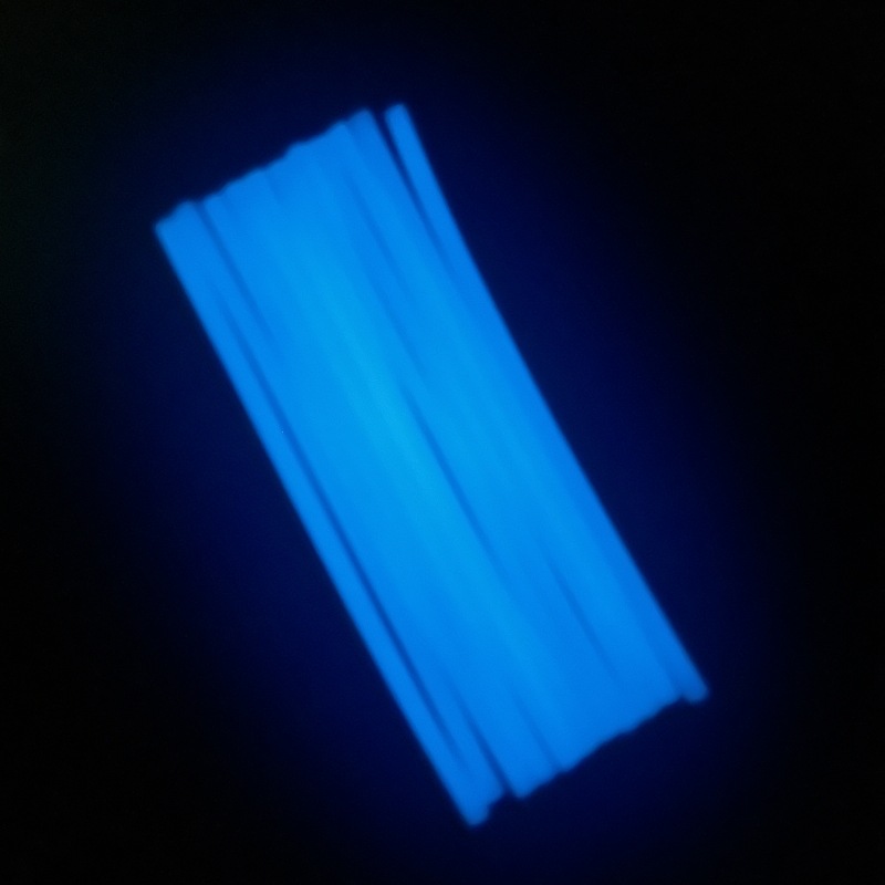 彩色夜光蓝色热熔胶棒夜间发光胶棒万圣节胶棒7MM11MM现货