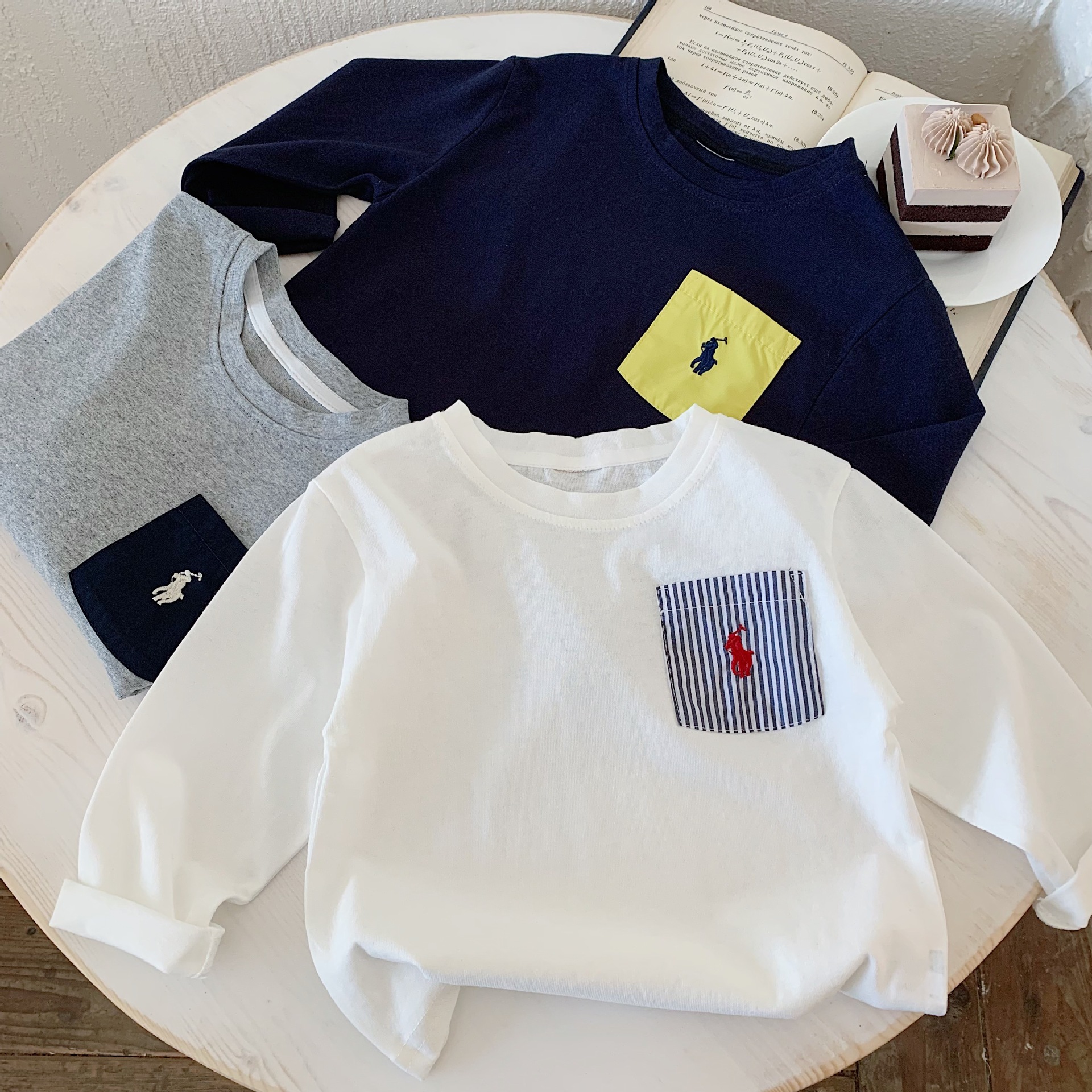 Детская весенняя базовая приятная телу футболка подходит для мужчин и женщин