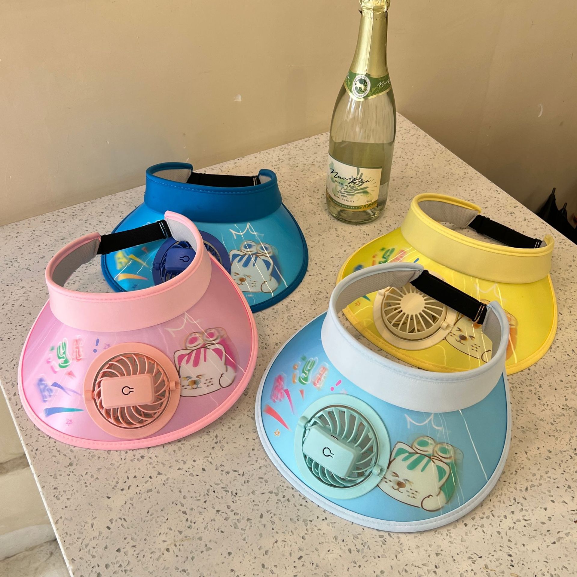 Sonnenhut mit USB-Ventilator für Kinder, wiederaufladbar, Kühlkappe mit breiter Krempe, LSF 50+, Cartoon-Design, verstellbar, für Spiele im Freien, leicht, atmungsaktiv_voghion.com