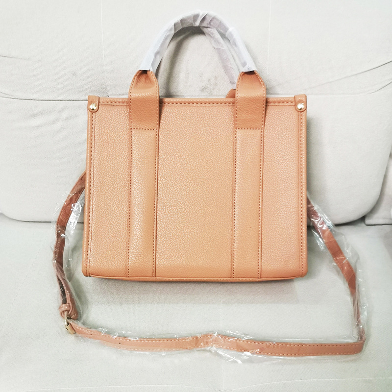 Bolso de mano para mujer Niche Bolso bandolera minimalista de estilo europeo Bolso mensajero de moda.