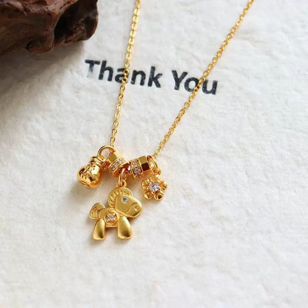 简约高级感轻奢百搭项链女 本命年生肖马气质锁骨链马上有福挂坠