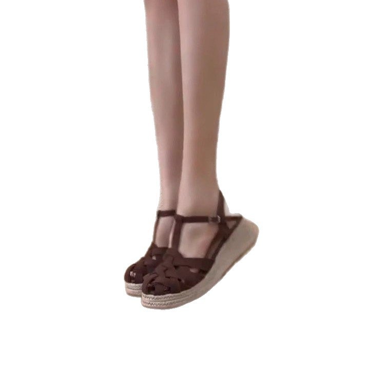 Casual viento cruzado con sandalias 2026 nuevo tacones de verano pendiente no se cansan de usar sandalias de playa romanas para mujeres
