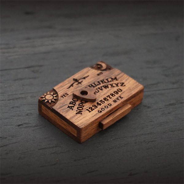 Ventas transfronterizas Hot Miniature Spirit Board con cajón de madera Emoción amor cajón