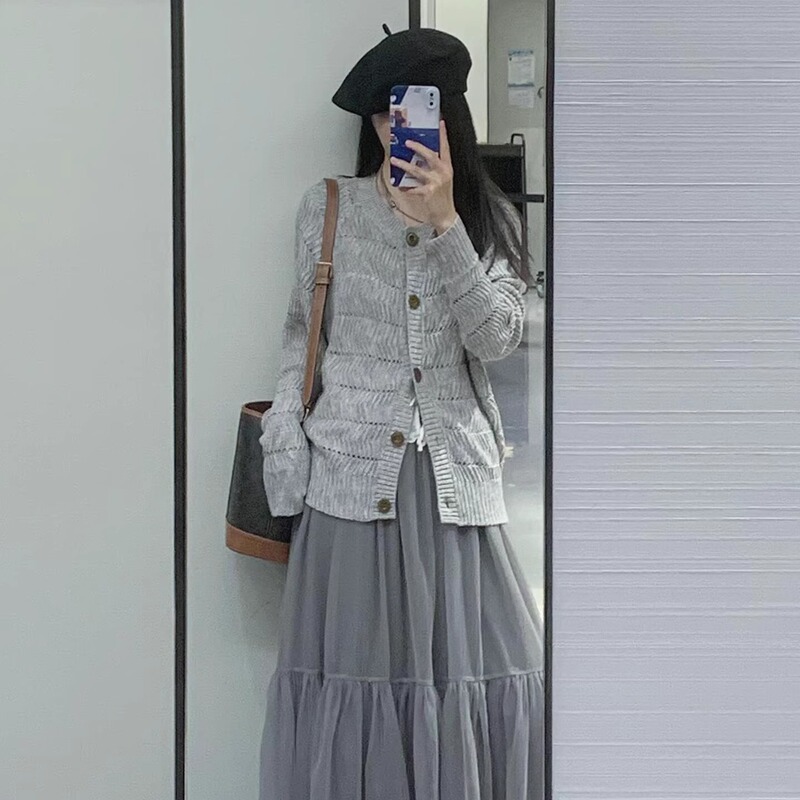 韩系灰色镂空毛衣外套女士新款早秋chic设计感外搭针织衫开衫上衣|undefined