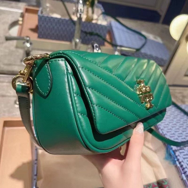 Tortyburch 新しいバゲットバッグ、ラムスキン脇の下バッグ、ファッショナブルで多用途なシングルショルダークロスボディバッグ、ポータブルスモールスクエアバッグ|undefined