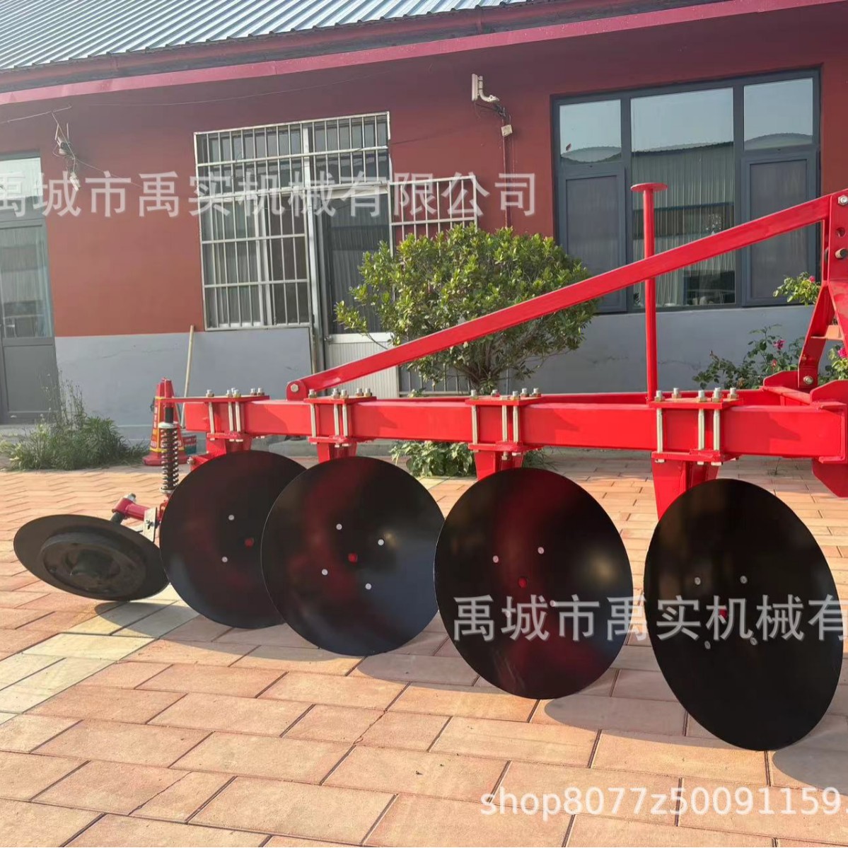 厂家直销轻型锰钢犁片圆盘犁三点悬挂小型拖拉机带小型耕地