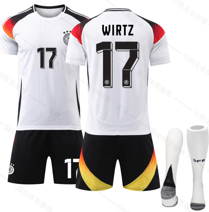 17 검은 반바지 양말