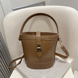 Spring New Women's Bag Retro Casual Bucket Bag Texted Portable Small Bag Cross-border Fashion Shoulder Crossbody Bag