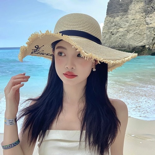 Sun Hat for Beach Vacation with Large Brim, Sunny Hat for Women, 2025 Spring and Summer New Arrival, Sunshade, French Weave Straw Hat, Fashionable