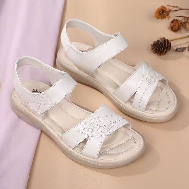 Sandalias de madre con fondo de tendón para mujer, verano plano, nuevo estilo, todo-fósforo, cómodas y ligeras, sandalias de mediana edad y ancianos, velcro