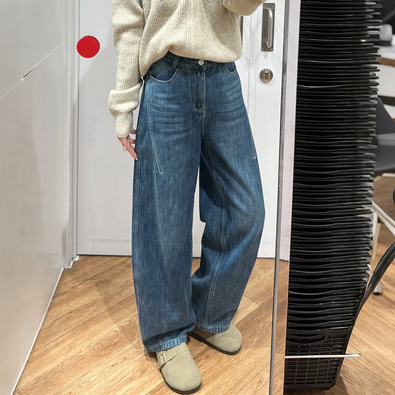 Women's Wide-Leg Jeans, Slim-Fit Straight Pants for Plus-Size Women, Flattering for Pear-Shaped Body, Straight-Leg Pants