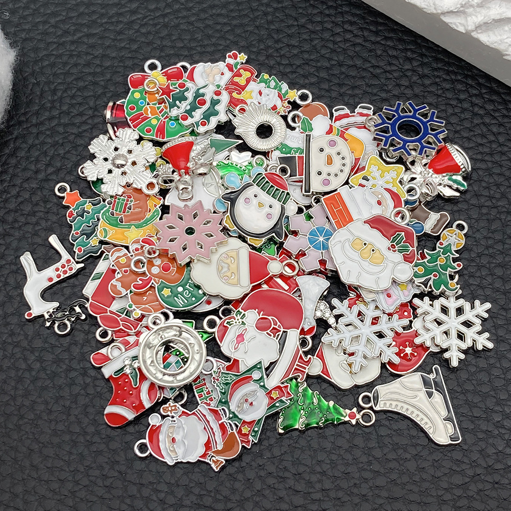 1 white K oil-dripping alloy decorative accessory, Santa Claus Christmas tree creative diy earrings pendant small pendant pic 9