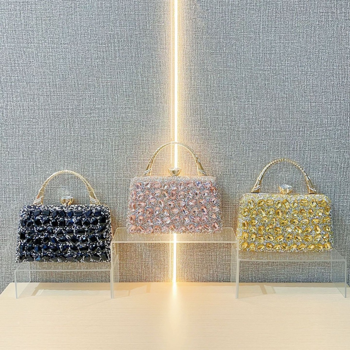 New Cross-Border Banquet Handbag For Women, Luxury Hand-Carry Crossbody Shoulder Bag, Sparkling Full-Diamond Evening Bag - Thumbnail 4