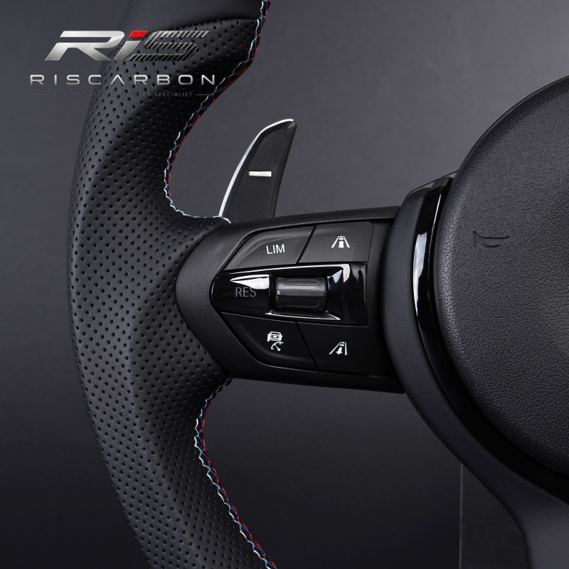 Flat-bottom black ACC vibration heating steering wheel compatible with BMW F30F10F11F07F16F20F25F48