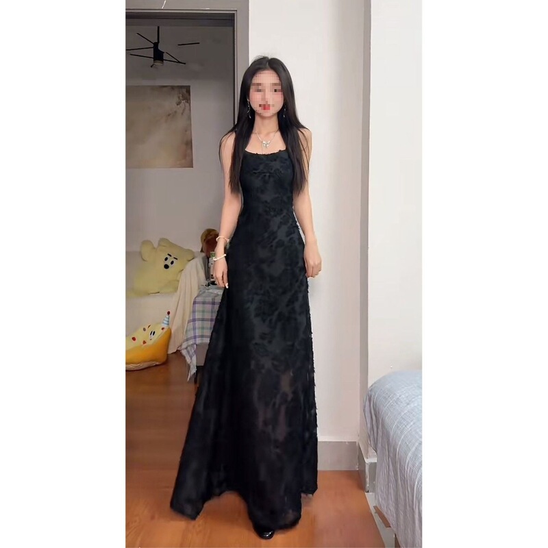 Black Cut-Out Sheer Long Dress with Lining, High-End and Elegant, Suitable for Autumn and Winter, Slim-Fit Adult Ceremony and Graduation Gown