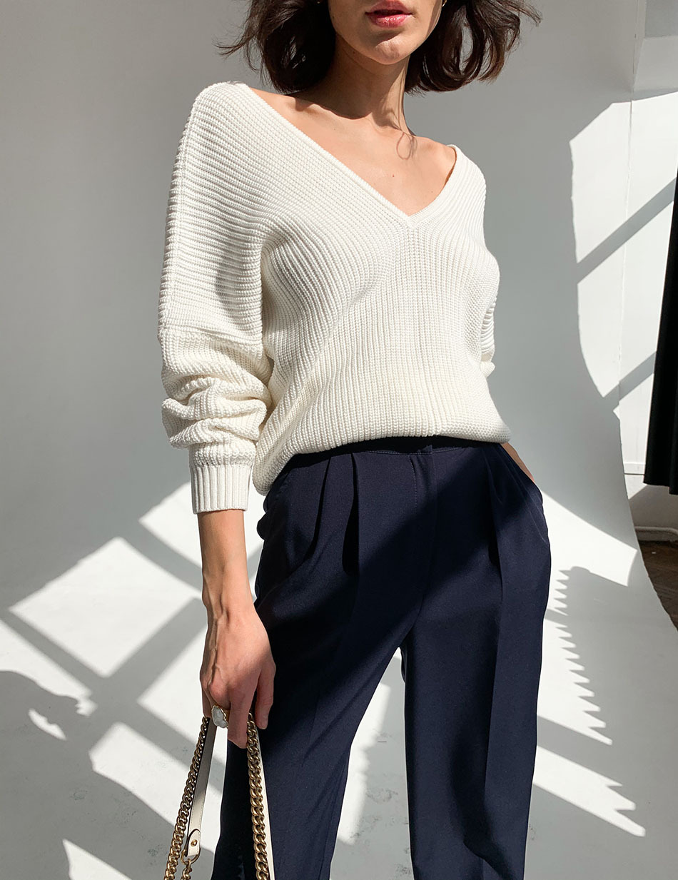 Nuovo maglione casual in maglia a spalle scoperte con scollo a V doppio color caramella 2024_voghion.com