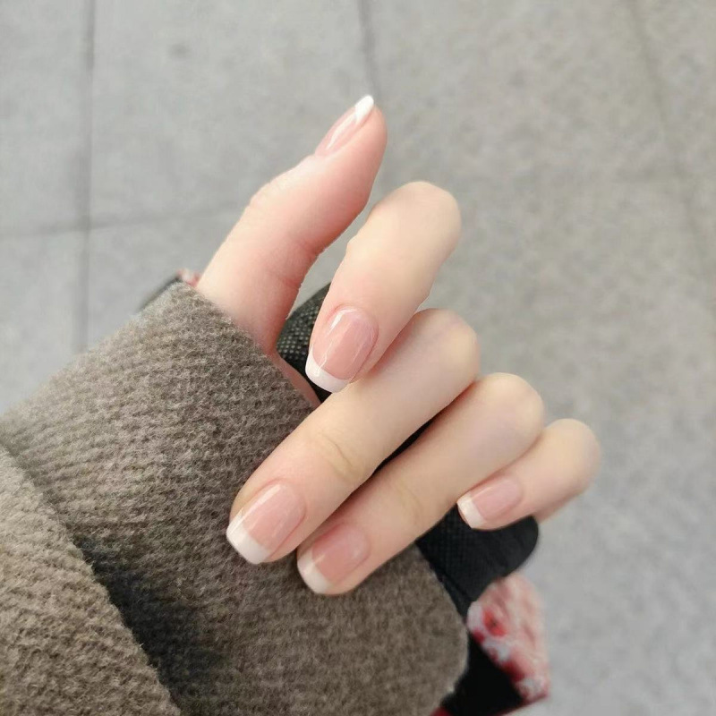 Handmade Short French-Style White-Edged Simple Versatile False Nails That Enhance Complexion, Suitable for Brides and Pregnant Women, Ready-Made Nail Stickers Handmade Short French-Style White-Edged Simple Versatile False Nails That Enhance Complexion, Suitable for Brides and Pregnant Women, Ready-Made Nail Stickers