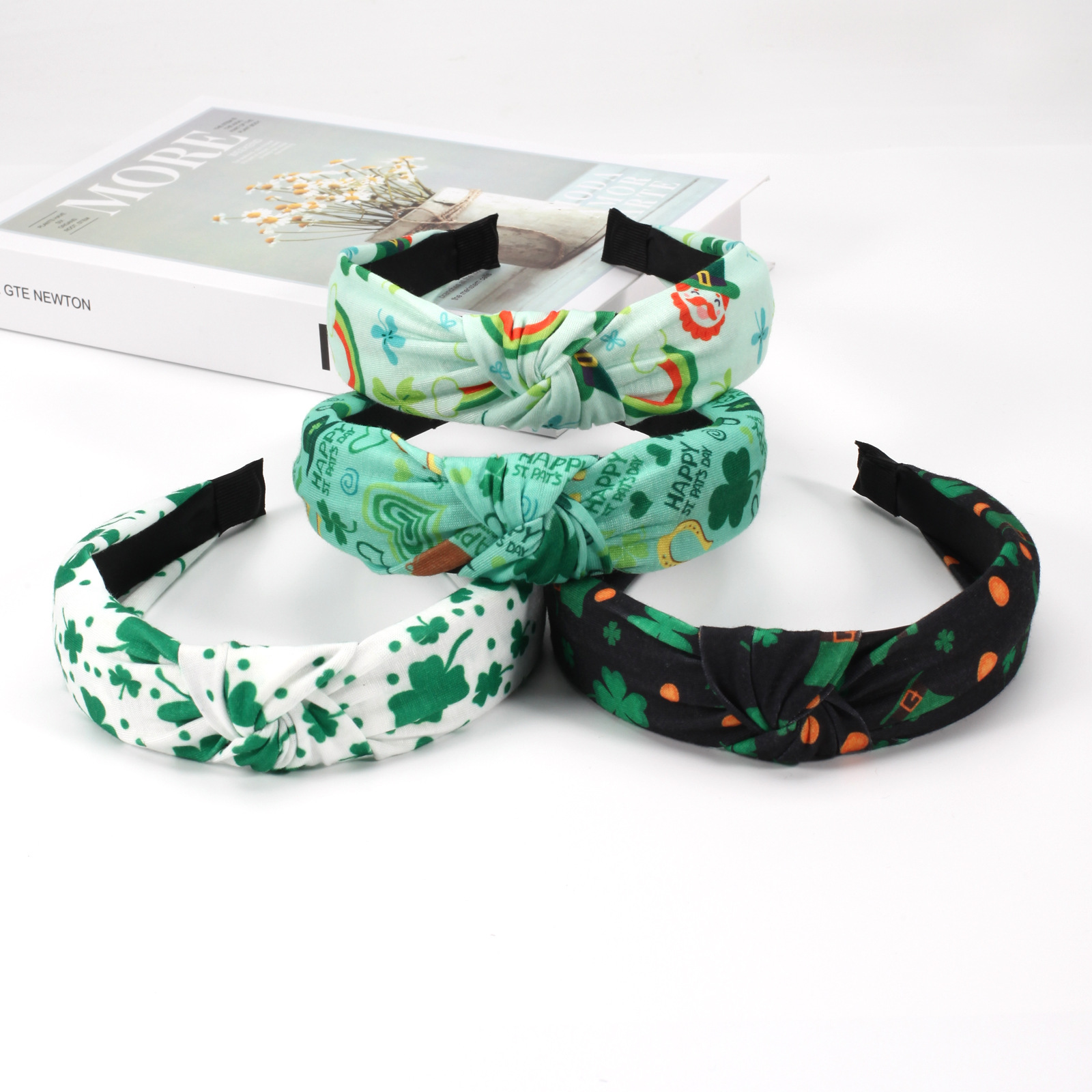 134g Weight Hair Band Hair Accessories Type 1 Piece Quantity Party, Festival Occasion St. Patrick Festival Shamrock Pattern All Seasons Season Women's Gender Classic Style Style Green Color Classic Style Women's Shamrock Cloth Hair Band 2