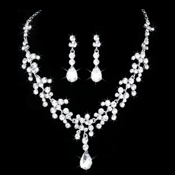 Japanese and Korean Bride Zircon Necklace Earrings Two-piece Set Simple Rhinestone Wedding Chain Wedding Dress Accessories