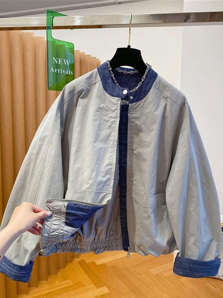 Áo khoác ngắn denim phối màu dáng rộng cổ đứng dài tay nữ — màu xám chi tiết 6