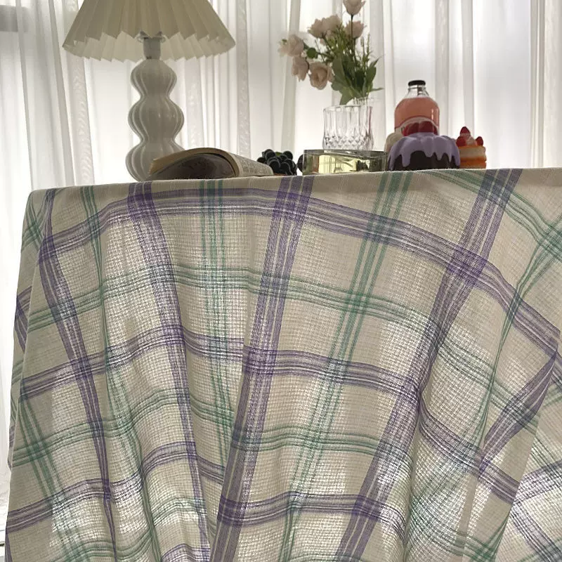 Студенческая спальня/домашний кабинет: обеденный стол Cushions Sandon выпускающий студентский общежитие столовая ткань хлопок и лён решётка столик для кофе