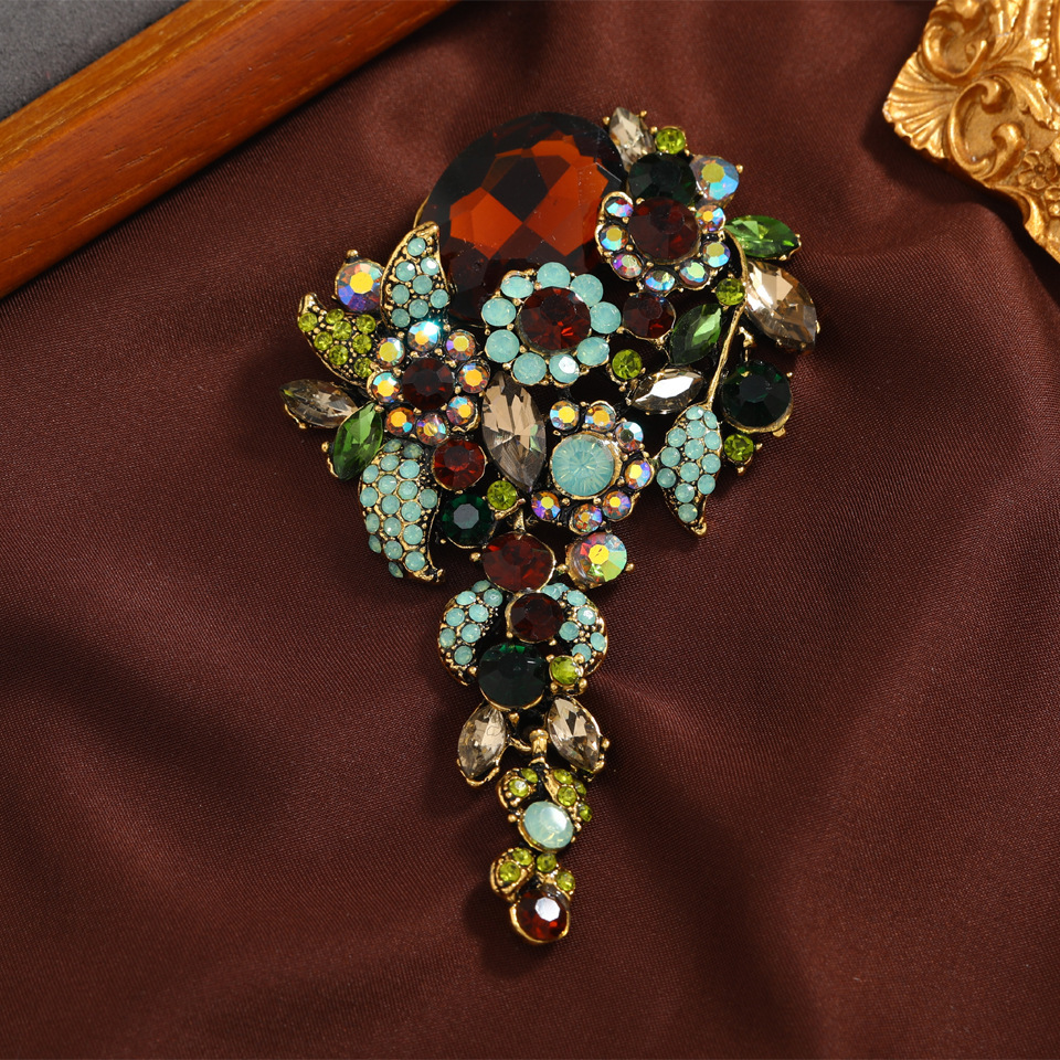 Broche vintage de luxe, grande taille, style baroque rétro élégant et classique, disponible en stock, vente en gros et dropshipping._voghion.com