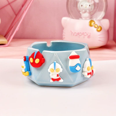 Car ashtray, Living Room Cartoon Anti-Fly Ash - ultraman-ceramic-ashtray