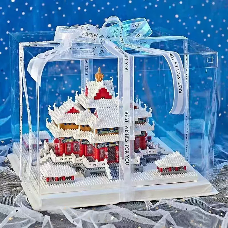 Конструктор (Lego) серия «Замок» — наборы из мелких деталей, модели достопримечательностей (разное количество деталей)