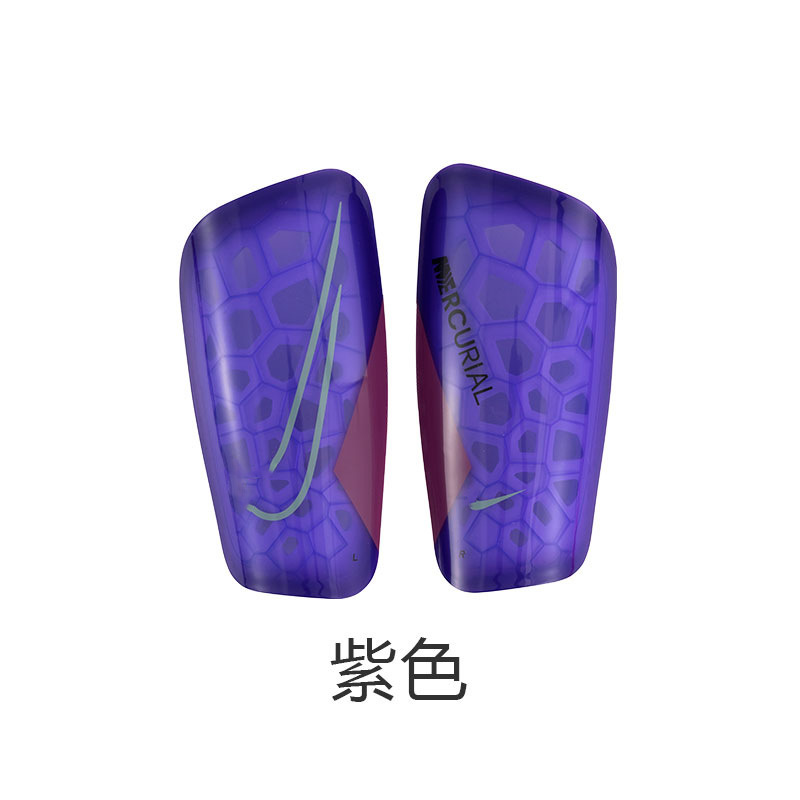 Tablero de piernas de fútbol CR7 Neymar Messi Juego profesional Tablero de enchufe Protector de pantorrilla Funda fija Cubierta personalizada al por mayor