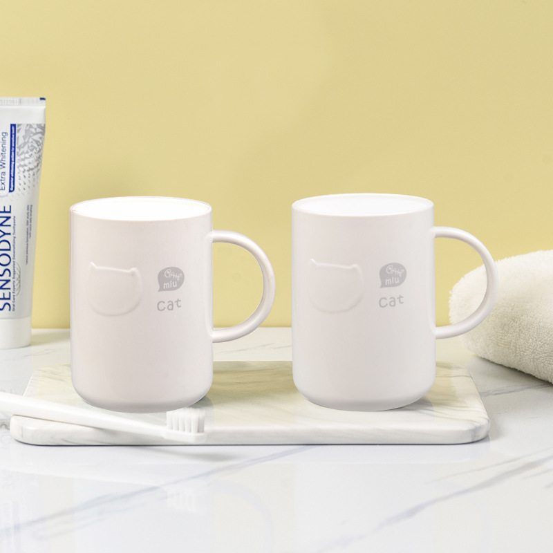 Durable Plastic Toothbrush Cup For Couples With Handle Cartoon Style_voghion.com
