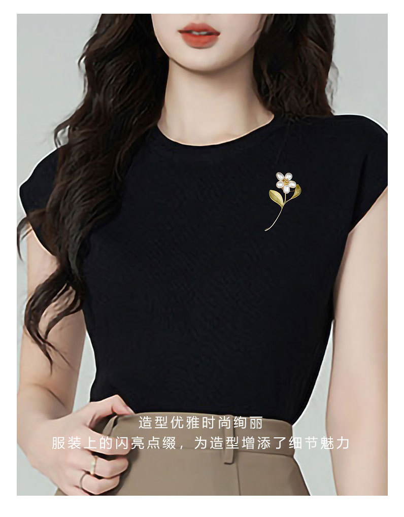 时尚精致淡水珍珠花朵胸针小清新可爱精致别针今年礼物