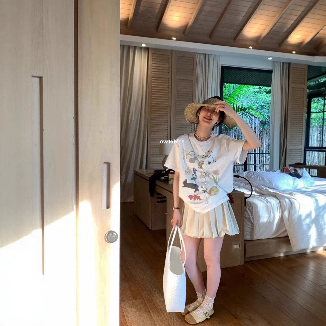 Áo thun nữ cổ tròn in hình thỏ hoạt hình, tay ngắn rộng, phong cách Hàn Quốc — trắng chi tiết 4