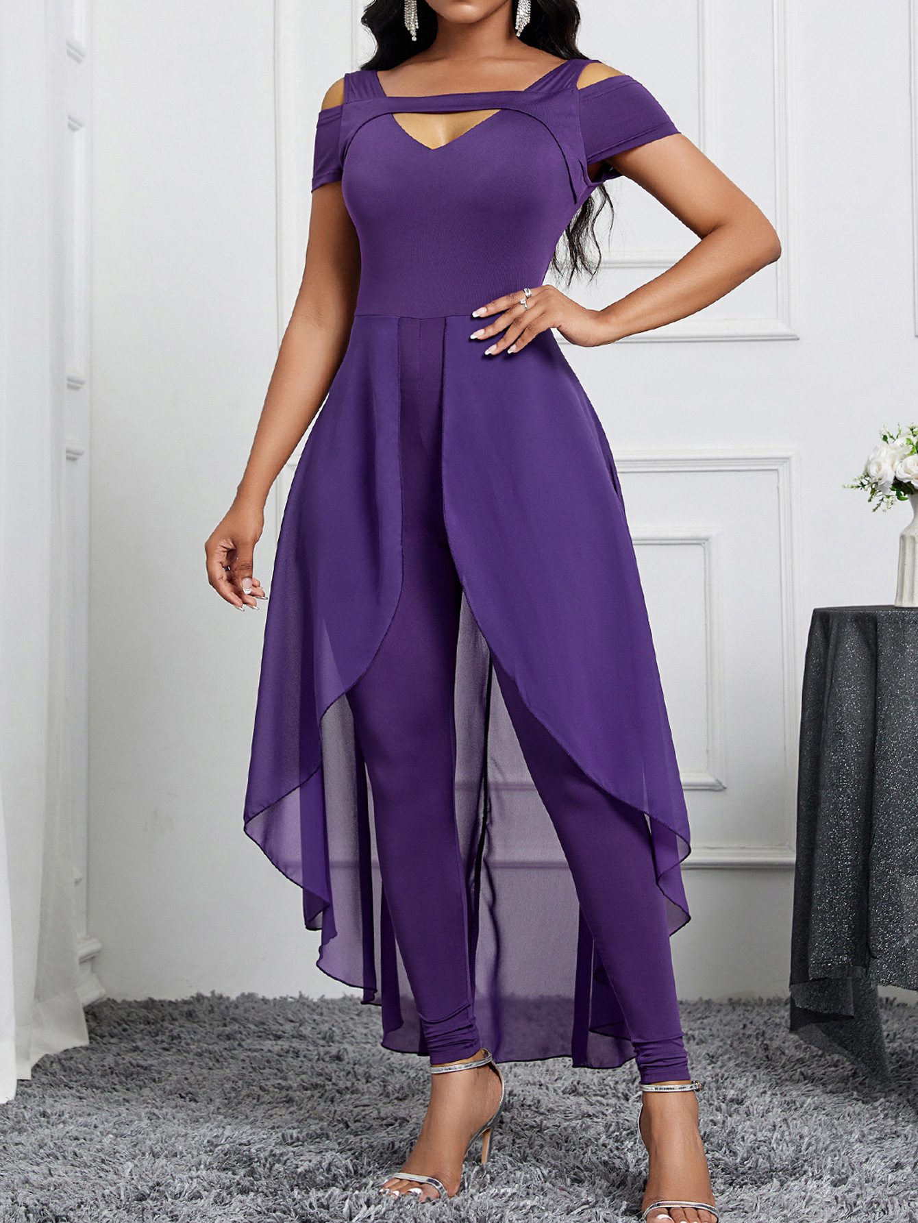 Estilo de diseño de nicho nuevo estilo primavera y verano comercio exterior europeo y americano exclusivo para temperamento elegante mono ajustado