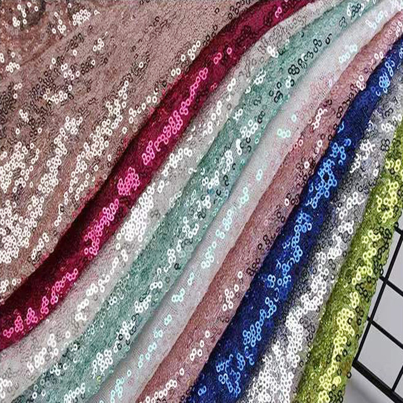 現物の3mmの乱紋網布のスパンコールのテーブルクロスの壁の布のビーズの刺繍の布のストラップの服装のワンピースの生地|undefined