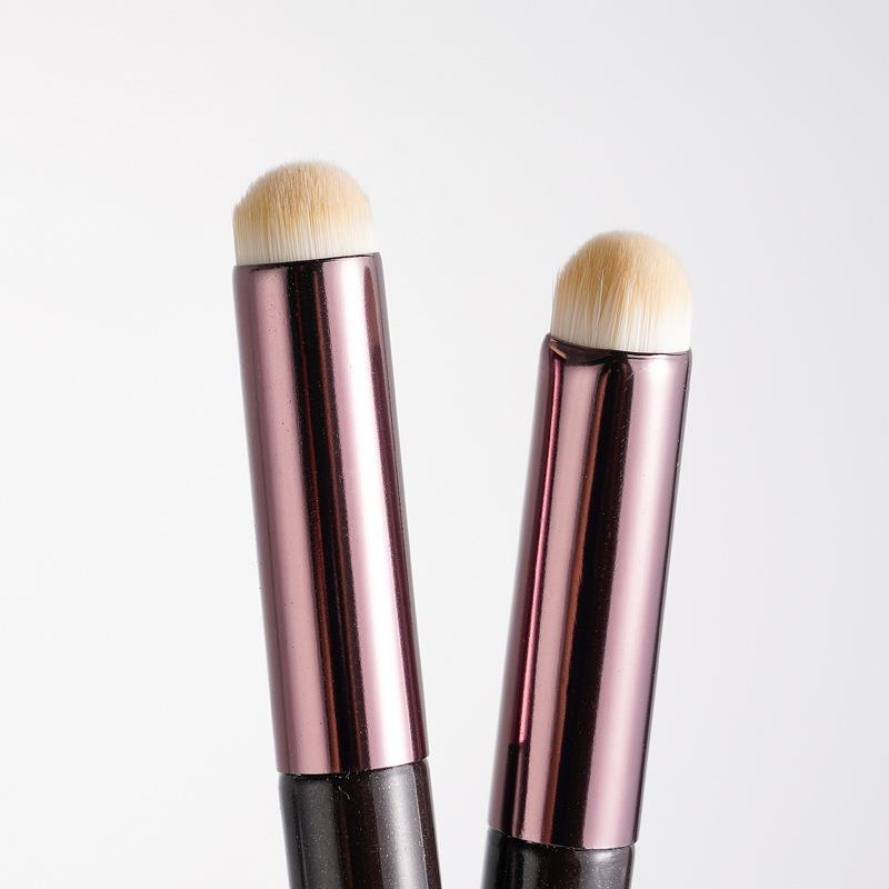 Cepillo de maquillaje de labios portátil cepillo de labios de cabeza redonda cepillo de belleza cepillo de lápiz labial pincel corrector herramienta de belleza única