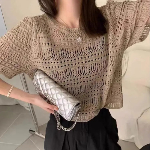 Crochet Hollowed-Out Short-Sleeve Women's Summer Design-Driven Niche Top: Lightweight, Solid-Color Knitted Blouse—A Trendy Choice