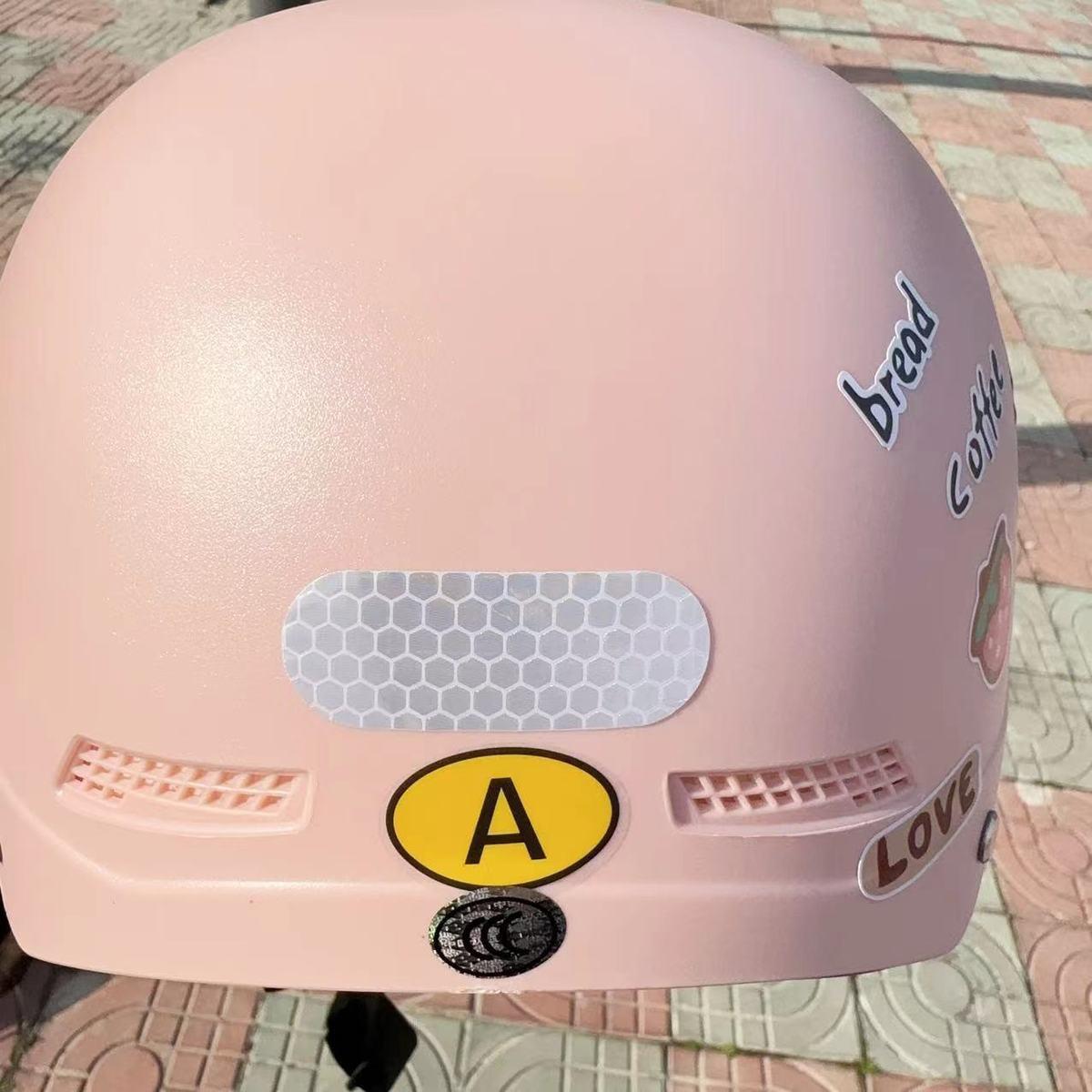 New national standard adult unbreakable electric motorcycle helmet for men and women, cute design, suitable for couples and best friends, with summer sun protection and breathable features