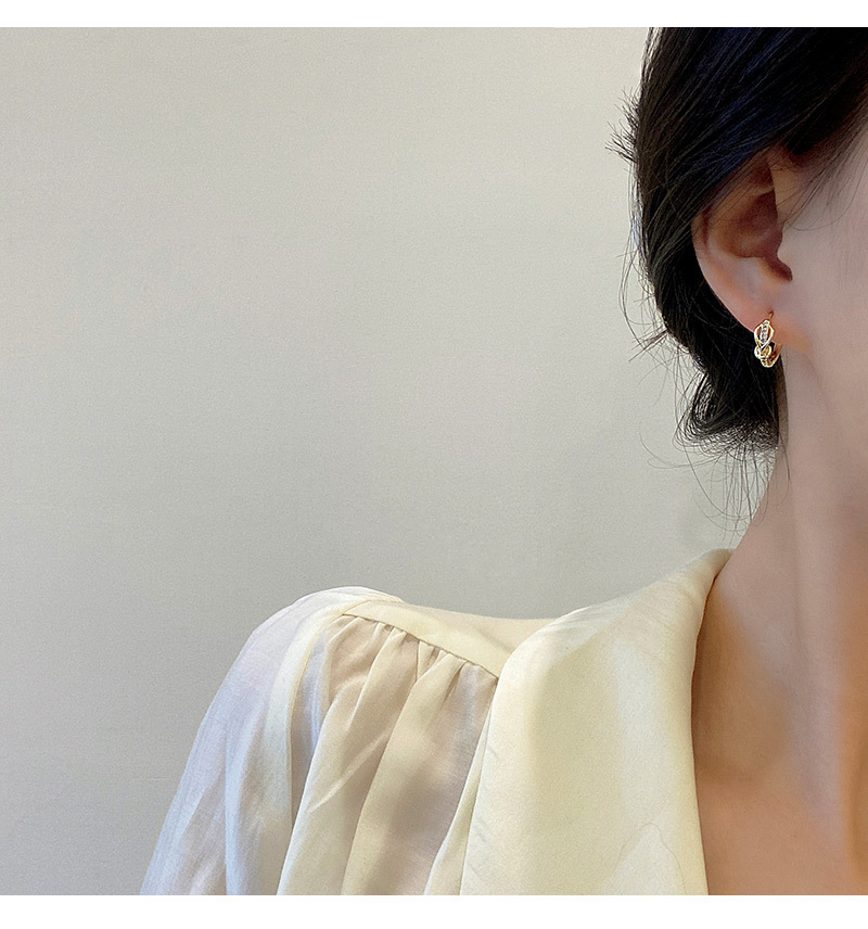 Simple Style Geometric Copper Inlaid Zircon Hoop Earrings 1 Pair