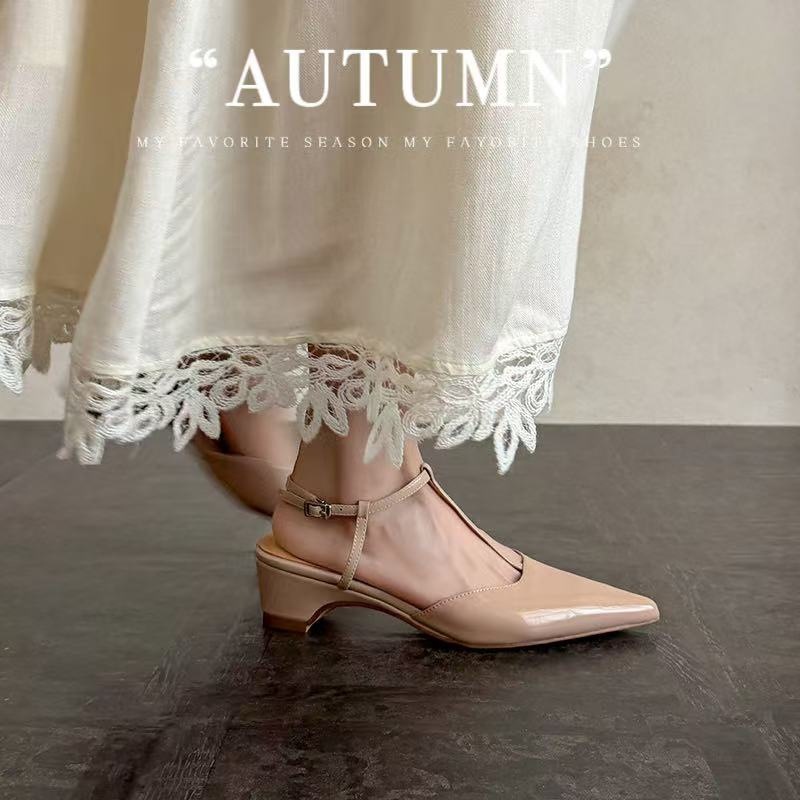Sandal nữ mũi nhọn da bò sơn mài quai T khóa, gót 4.5 cm, phong cách Hàn Quốc — đen chi tiết 7