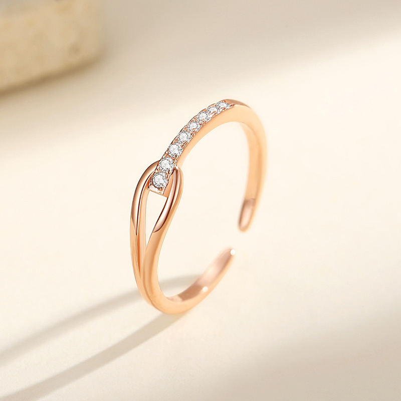 S925 plata geométrica entrelazada nicho femenino anillo de diseño anillo de diamantes de moda coreana regalo del Día de San Valentín para la novia