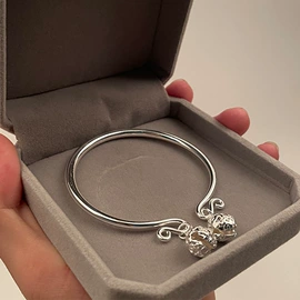 项链;饰品配件;耳环